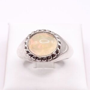 Size 9 vintage Ethiopian Opal 925 Sterling Silver Ring